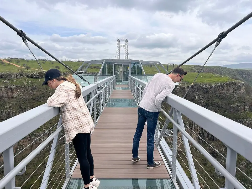 dashbashi bridge